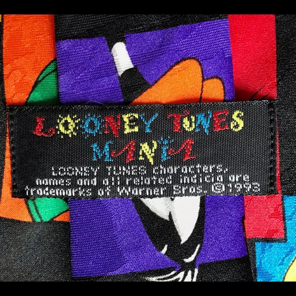 Looney Tunes Tie - Picture 4 of 5
